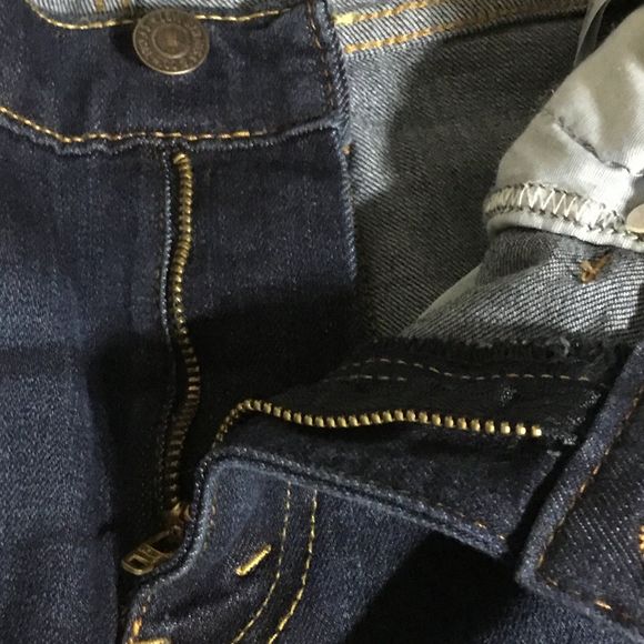 Levi’s 510 Skinny Size 16 Reg. EUC - Picture 7 of 8